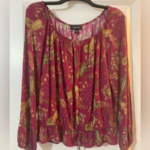 Karen Kane beautiful fall shirt with gold and green accents draw string waist